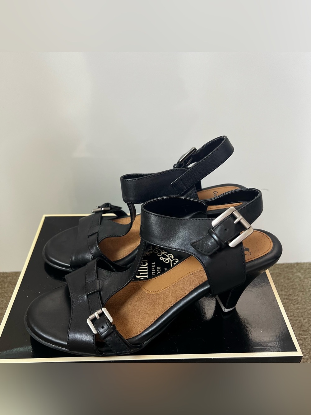 Women's Vintage Black Leather Buckle Heels